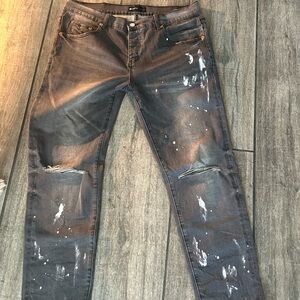 Stylish Gray Distressed Men's Jeans